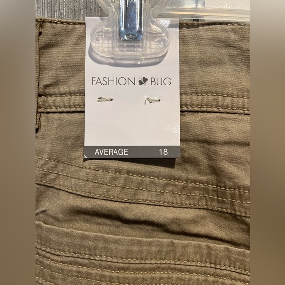 114. NWT Fashion Bug Weekend Casual Ankle Pant/Capri 18 - Picture 5 of 5